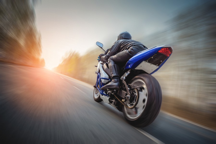 Moto sportive ou super-sportive : quelles sont les nuances ?